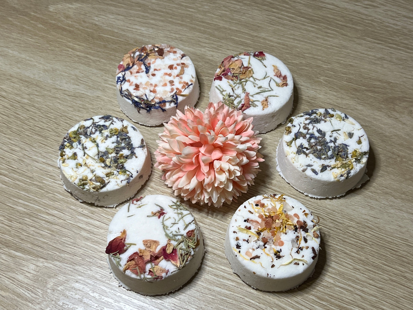 Mini Botanical Indulgent Bath Bombs x10