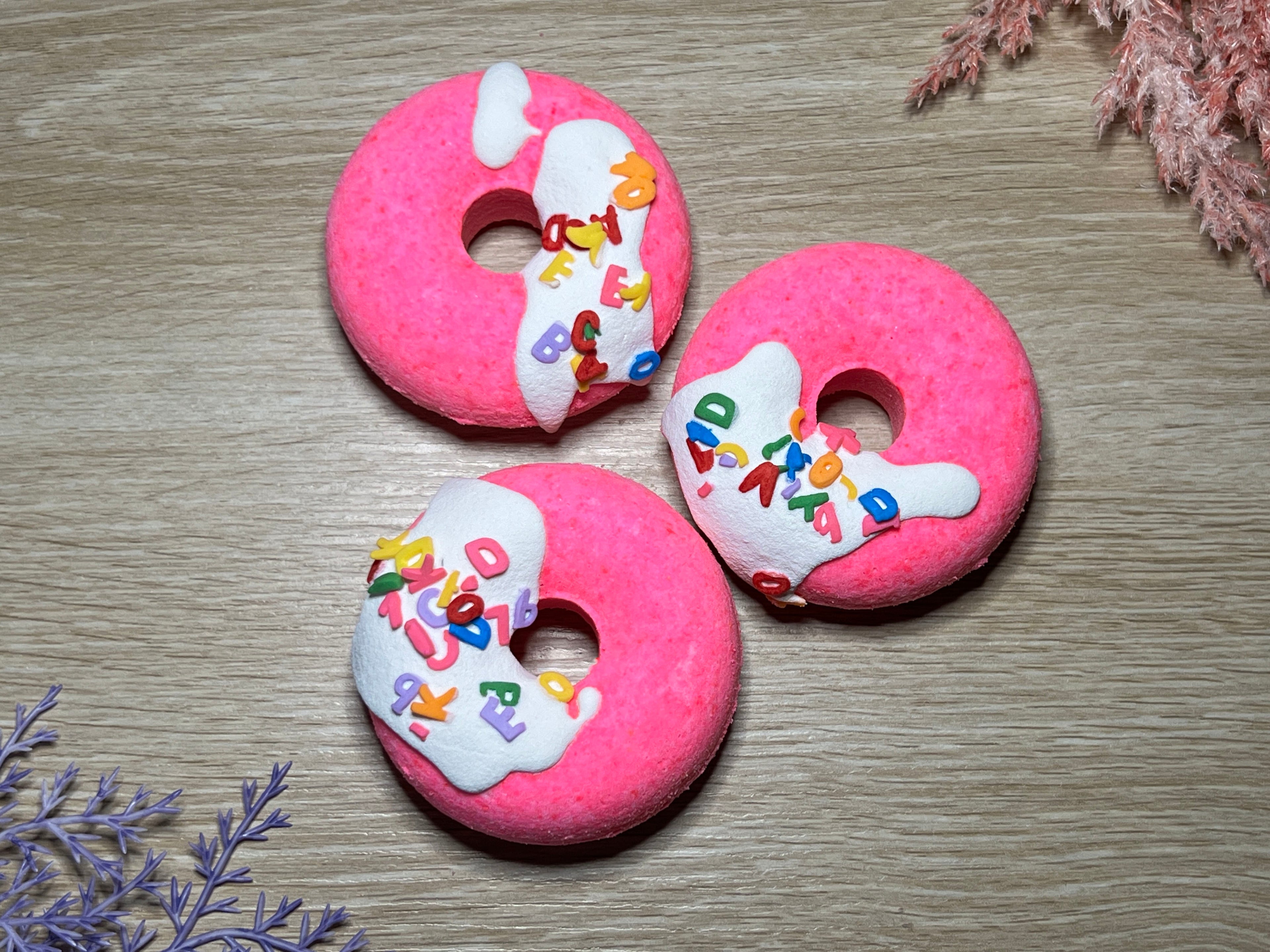 Alphabet Donut Bath Bombs x10
