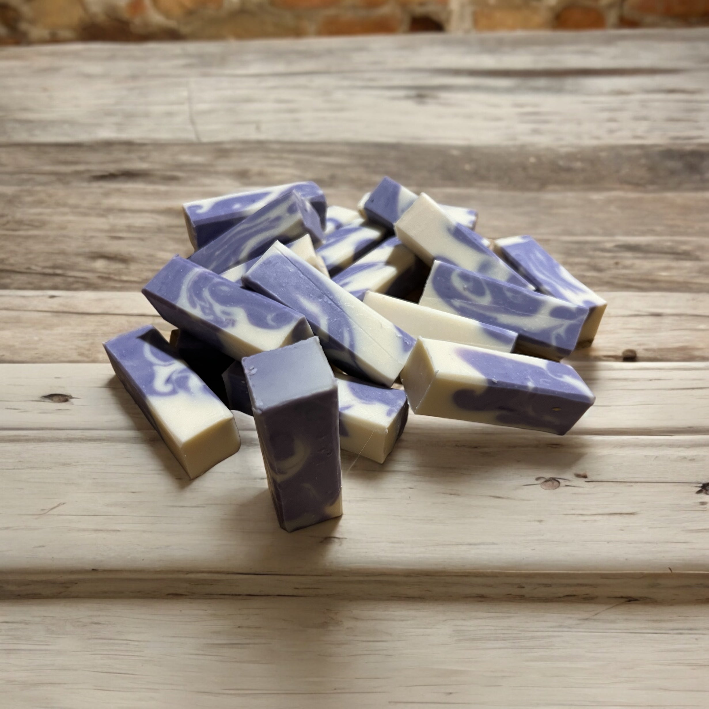 Raspberry Vegan Soap Bonbonnieres x20