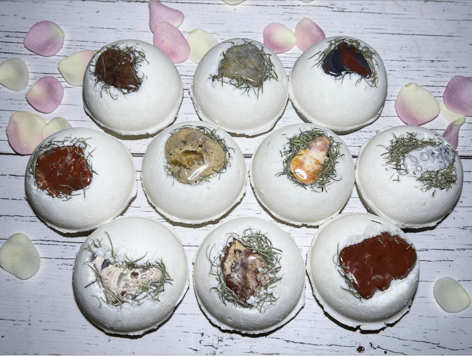Large Mixed Crystal Bath Bombs x10 (LIMITED AMOUNT AVAILABLE)