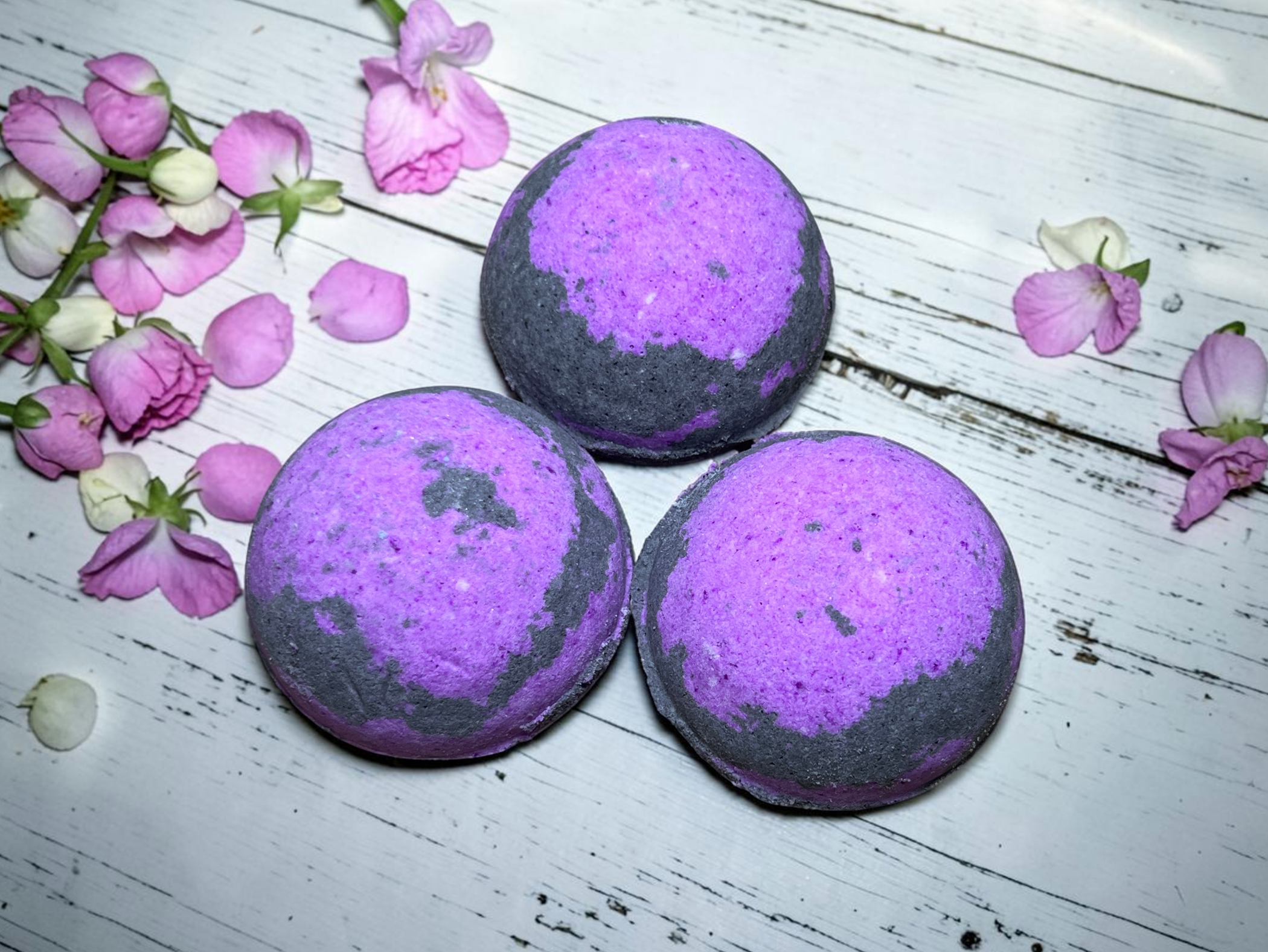 Blackberry Lavender Bath Bombs x10