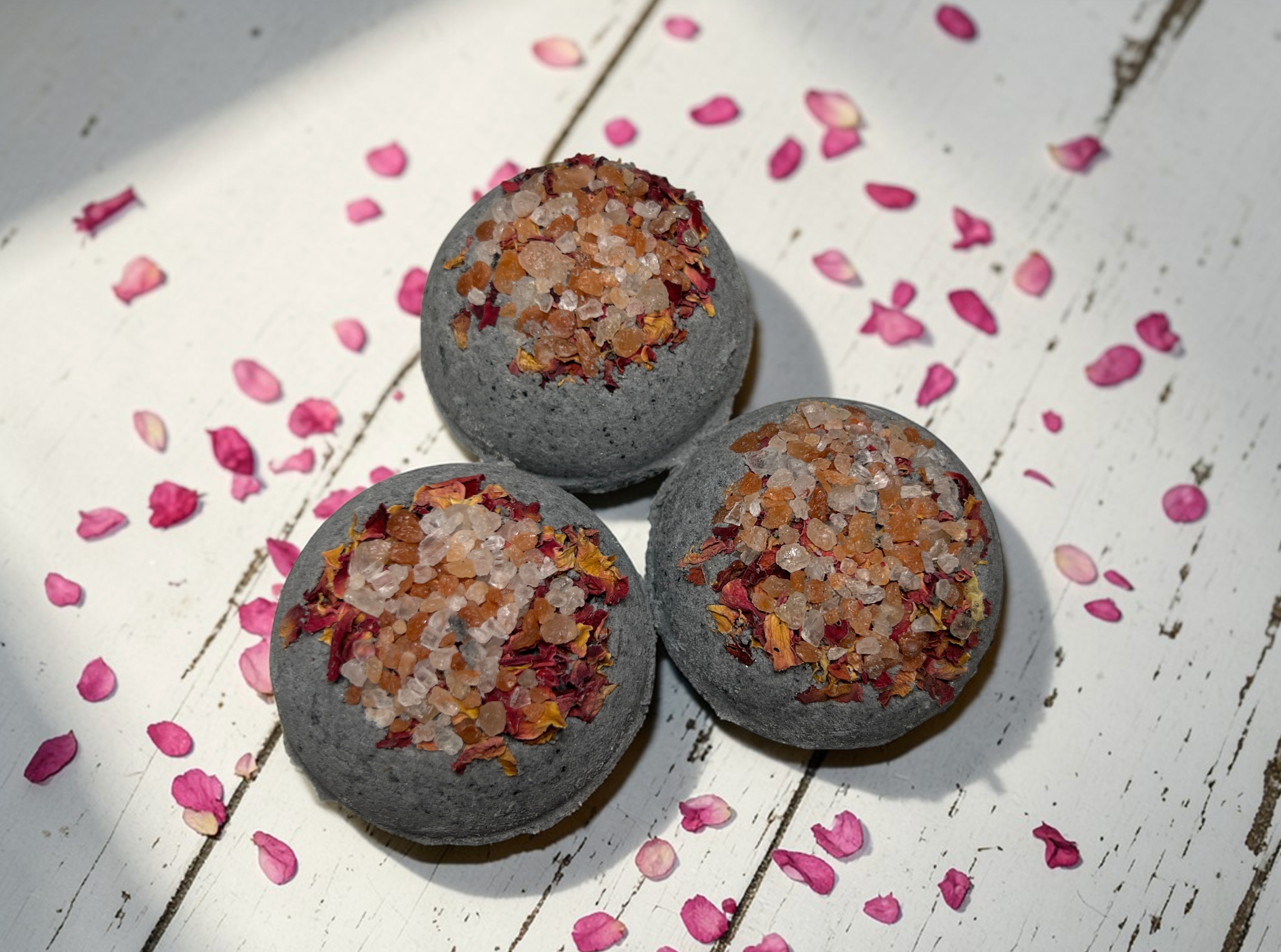 Charcoal Dead Sea Salt Bath Bombs x10