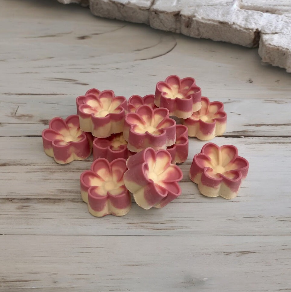 Frangipani Vegan Soap Flowers x12