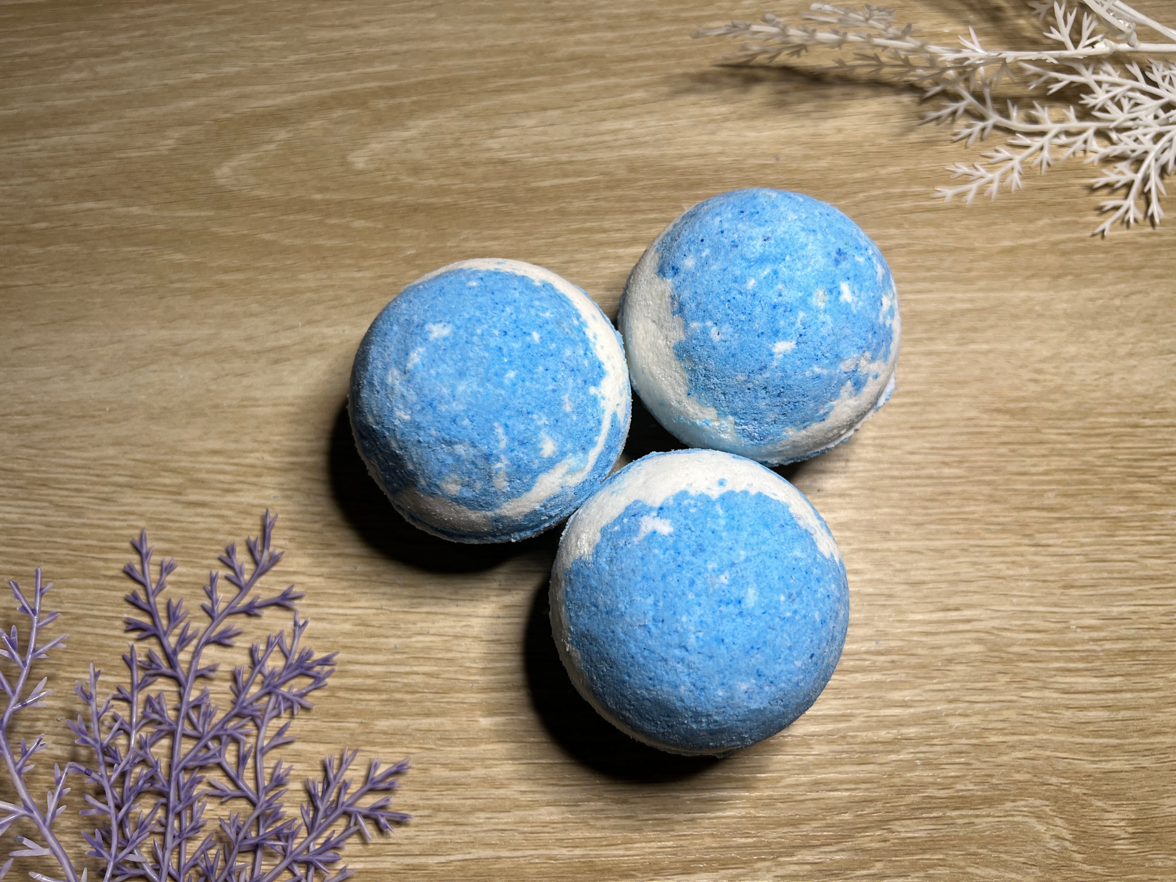 Blue Lagoon Bath Bombs x10