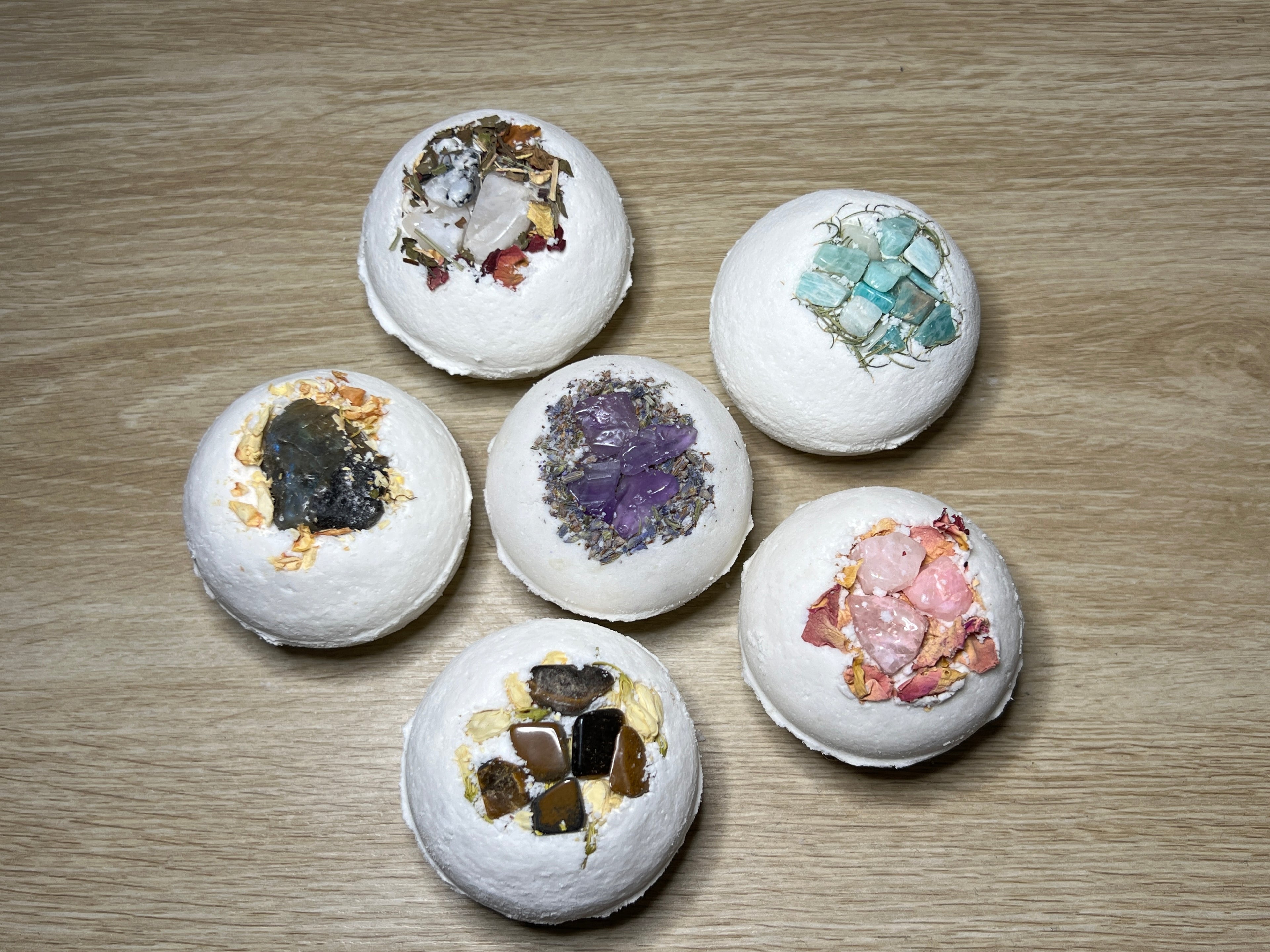 Mixed Crystal Bath Bombs x 10