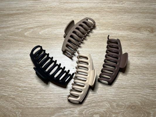 Matt Grip Hair Clips x4