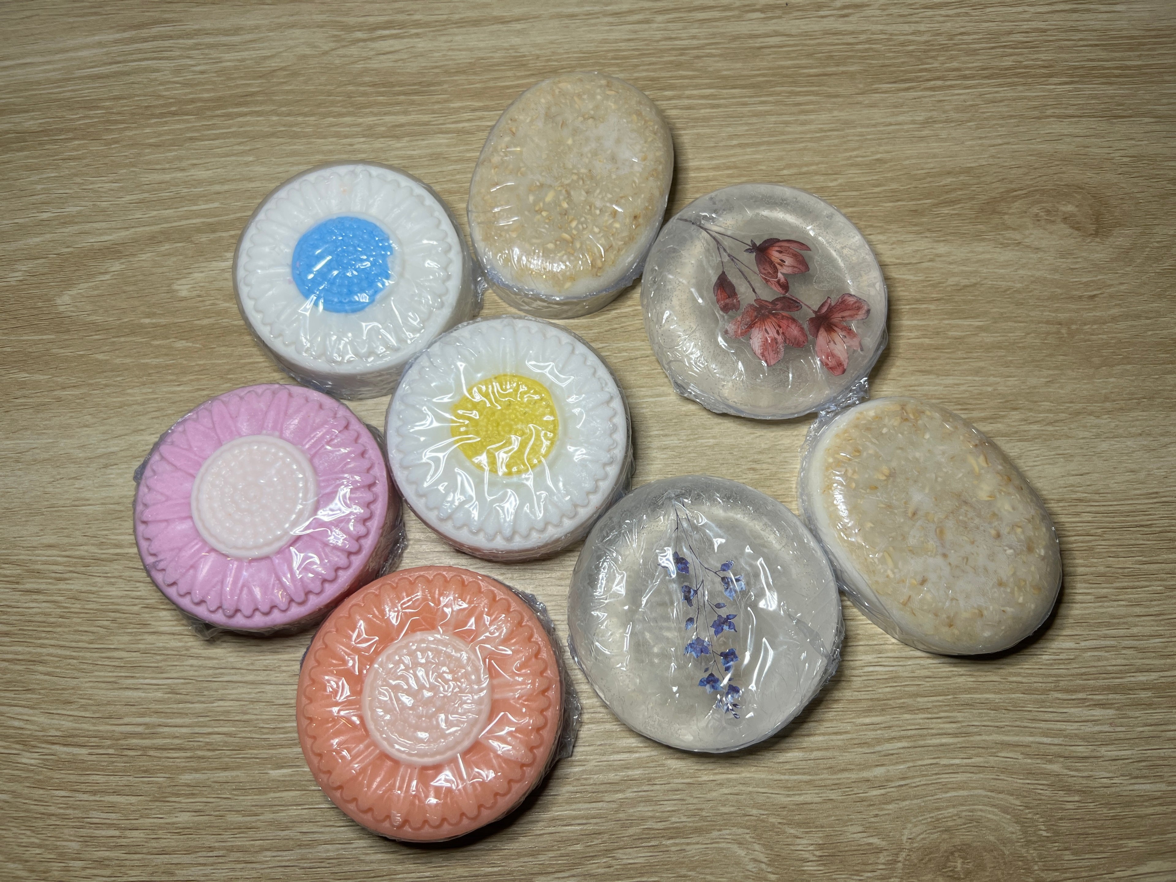 Mixed Lot of Soaps x8