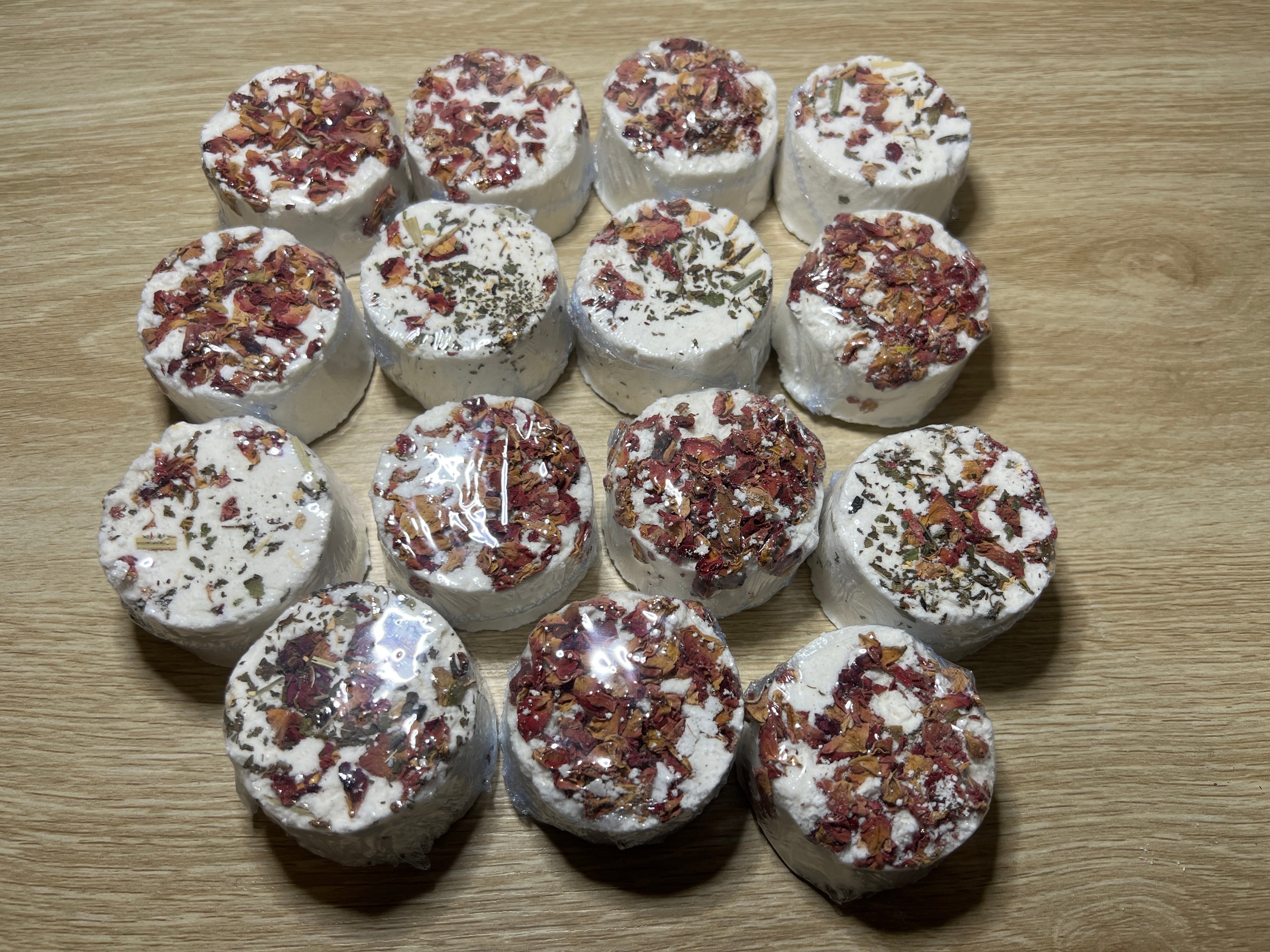 Mixed White Botanical Bombs x15