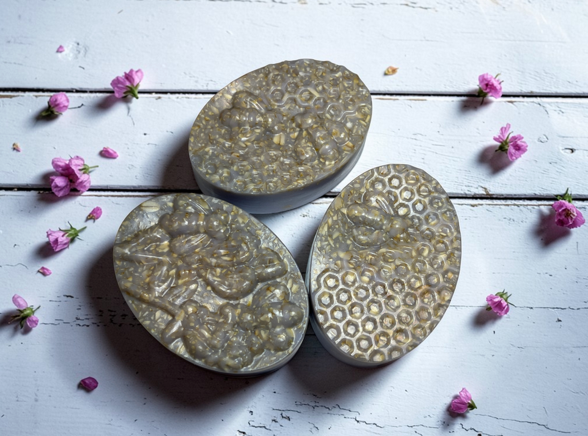 Lavender, Honey & Oat Soap