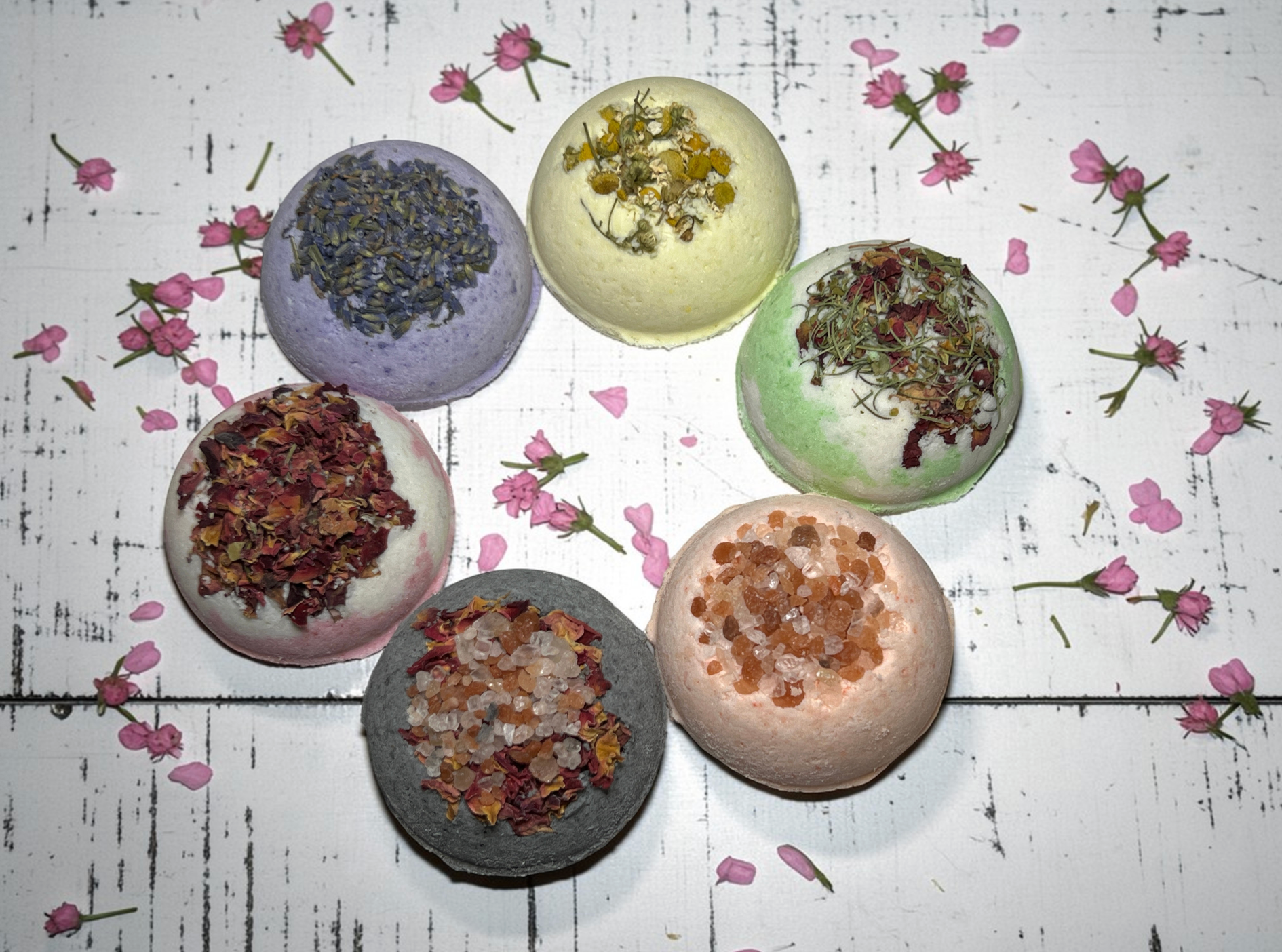 Mixed Botanical Coloured Bath Bombs x10
