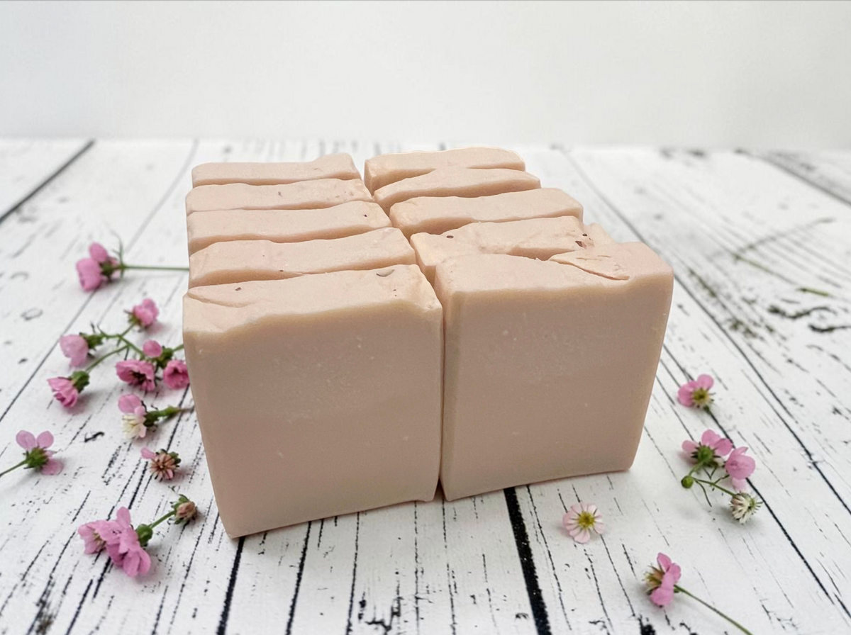Red Rose Clay Soaps x10 (Special)