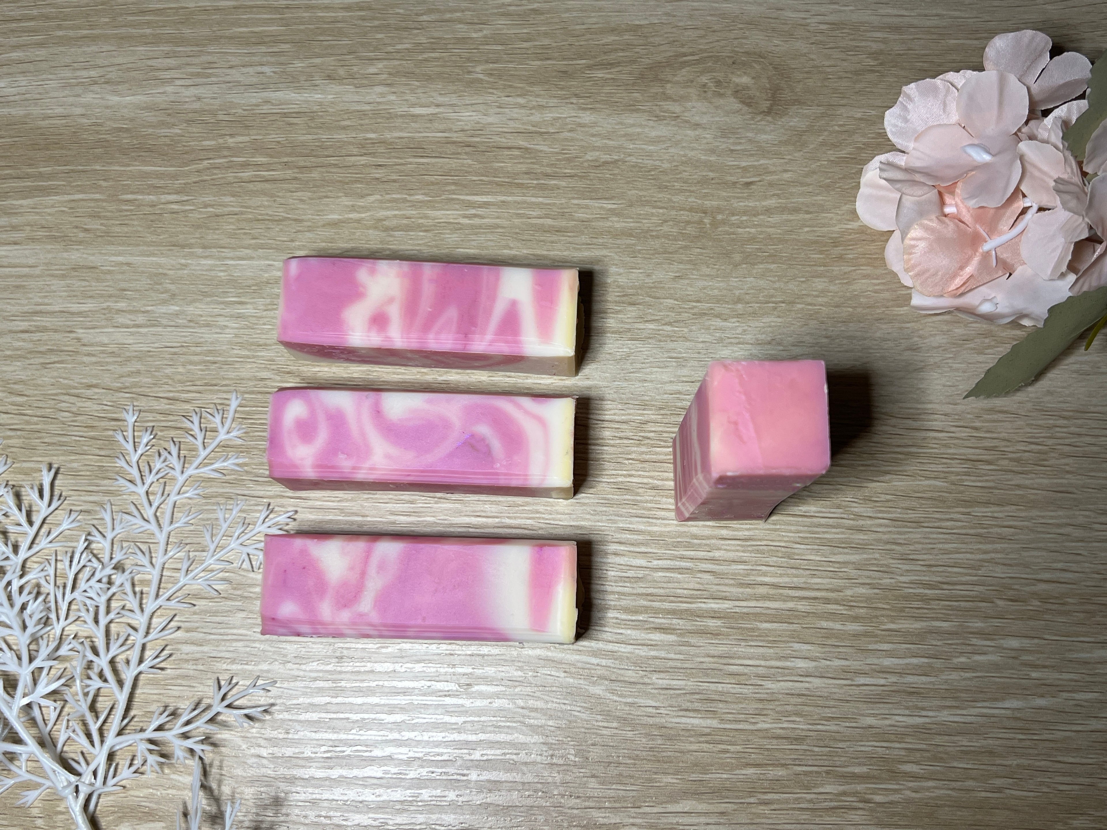 Strawberry Vegan Soap Bonbonnieres x20